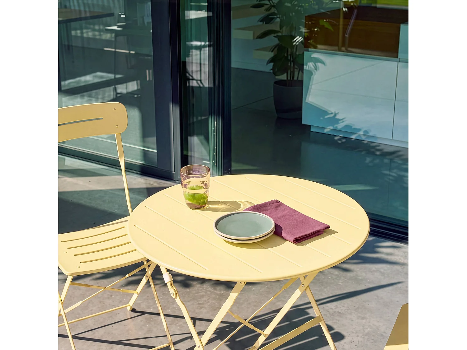 Set mesa de jardín bistró plegable redonda de acero con 2 sillas,