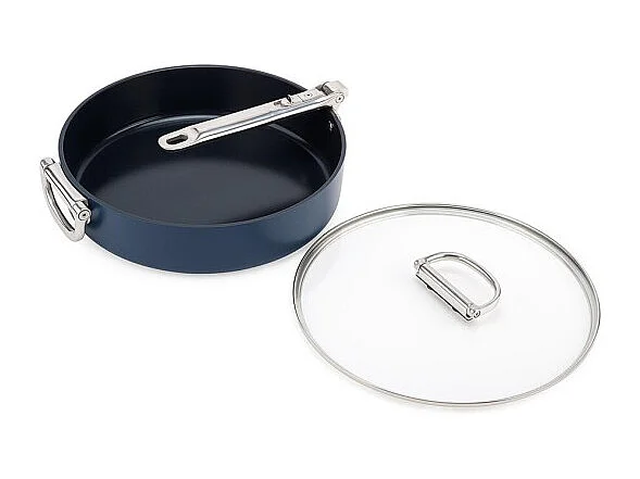 Padella antiaderente Joseph Joseph Space 28 cm (3.8 qt), manico pieghevole in acciaio inox con coperchio in vetro, adatta per induzione e forno fino a 232°C.