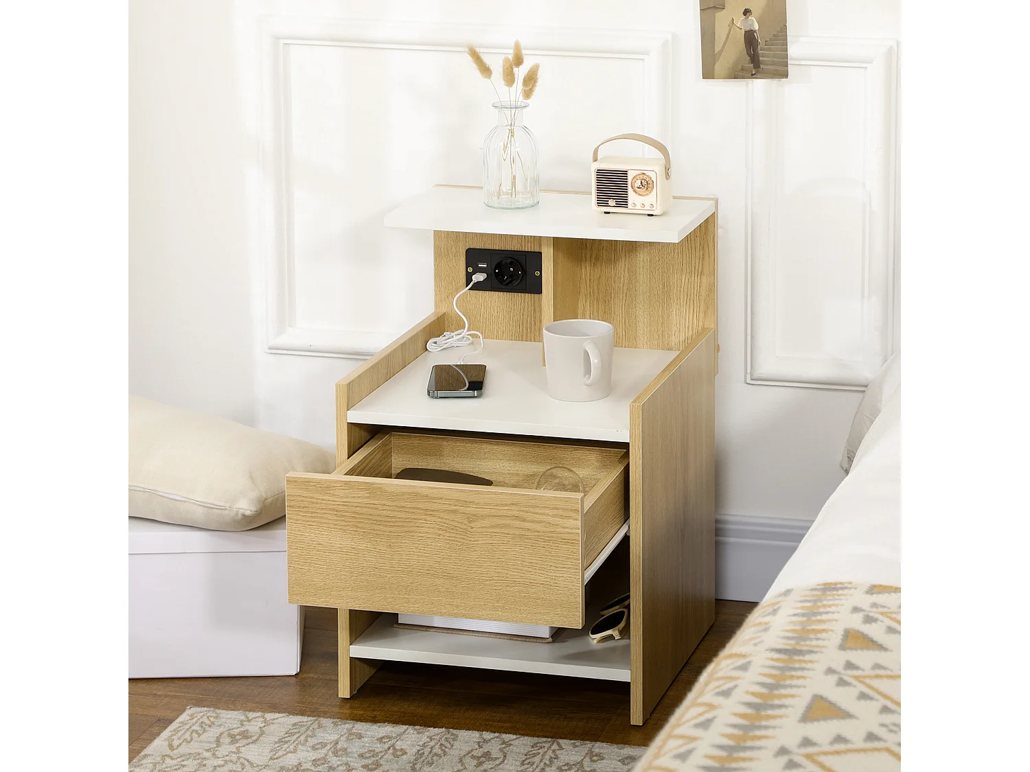 EasyComfort Comodino moderno con 2 Prese, 2 porte USB e Cassetto in truciolato, 40x40x60cm, Color Legno