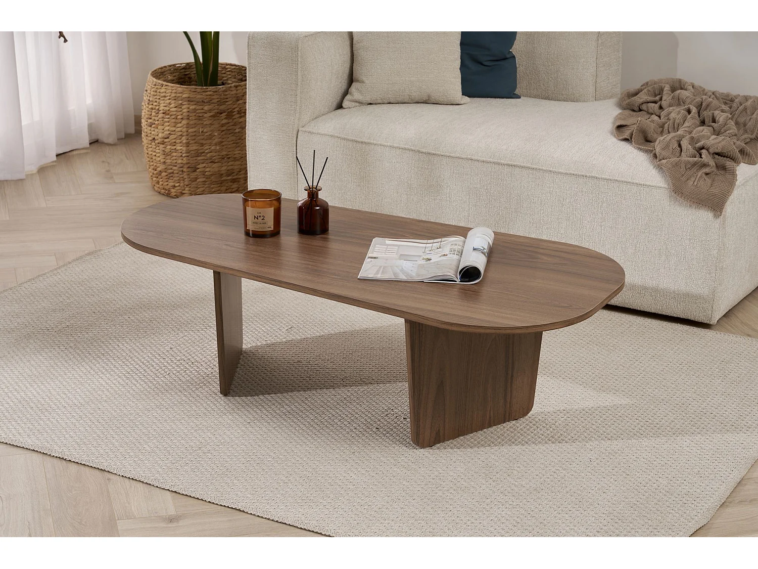 Table basse en bois "Ovalis" - 130 x 65 x 40 cm - Noyer