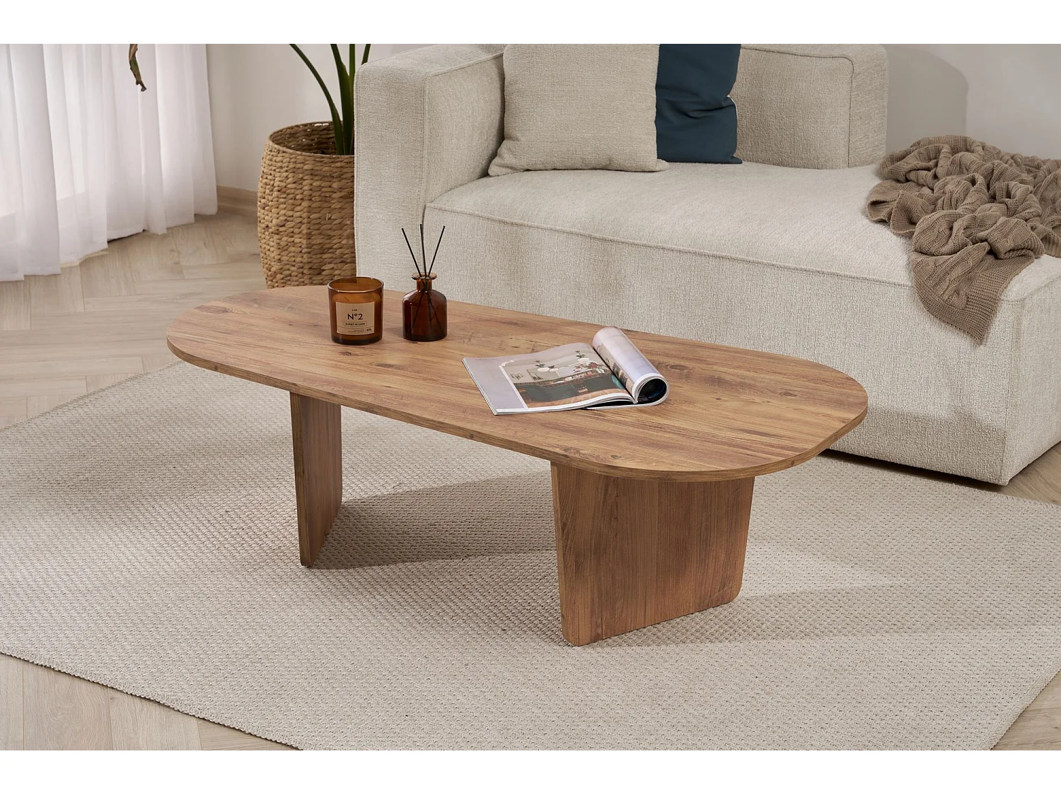 Table basse en bois "Ovalis" - 130 x 65 x 40 cm - Pin atlantique