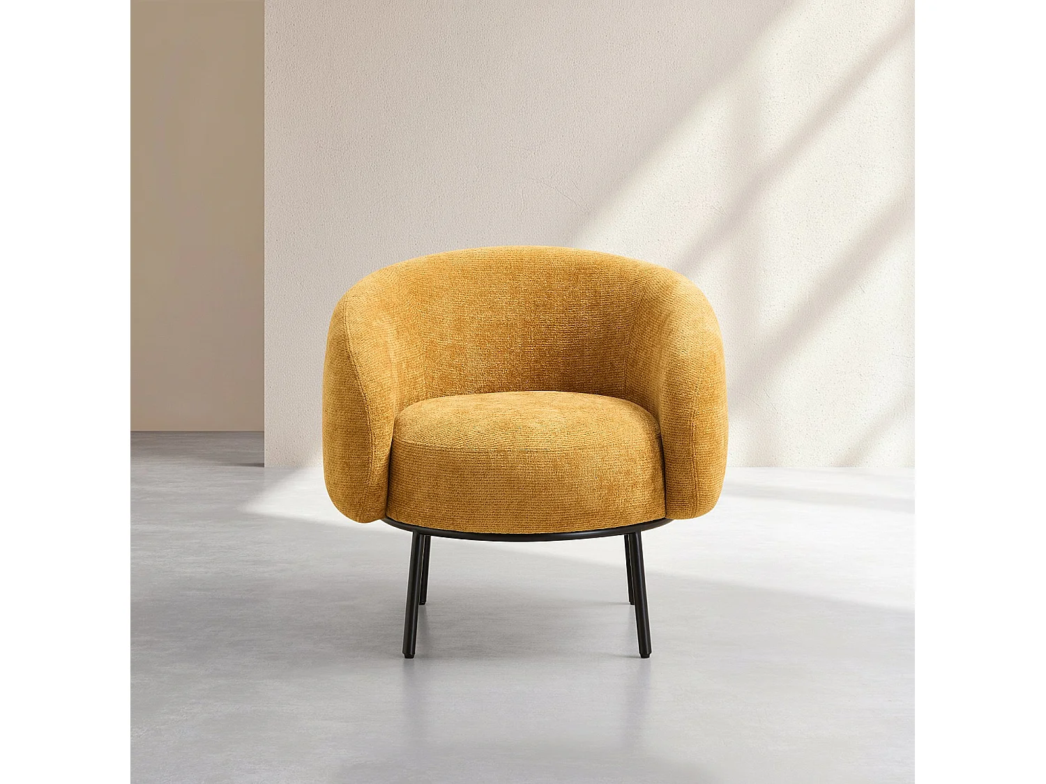 Habitat - Fauteuil en tissu chenille et métal noir - Jaune ocre - Design by Adrien Carvès - Cajou II