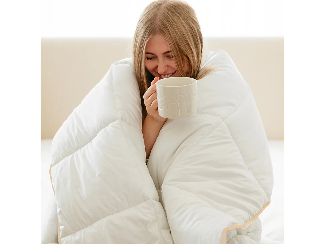 Couette chaude plume de canard 220x240cm