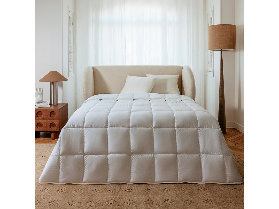 Couette chaude plume de canard 240x260cm