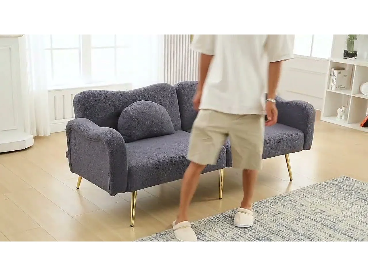 Canapé 2 places - Dossier réglable - Pieds en métal plaqué or - Beige