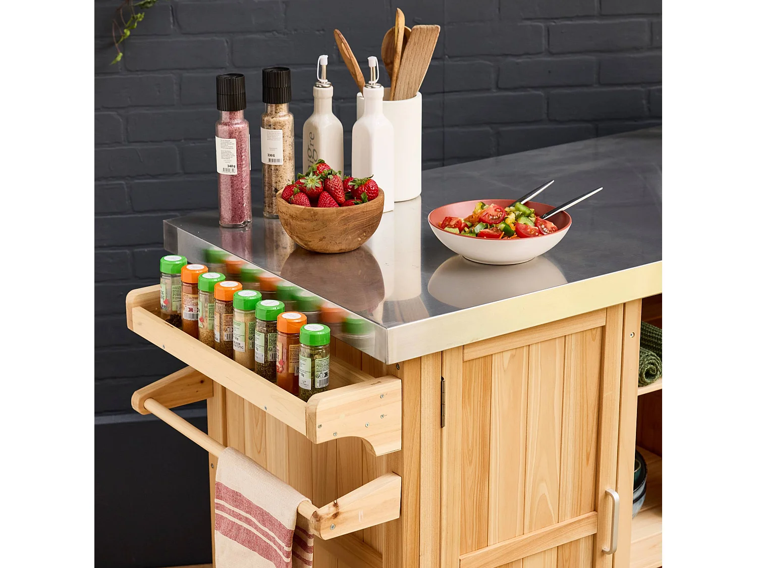 Cuisine d'extérieure 130cm bois avec poignées. 7 espaces de rangement L 130 x l 60 x h 89.5cm