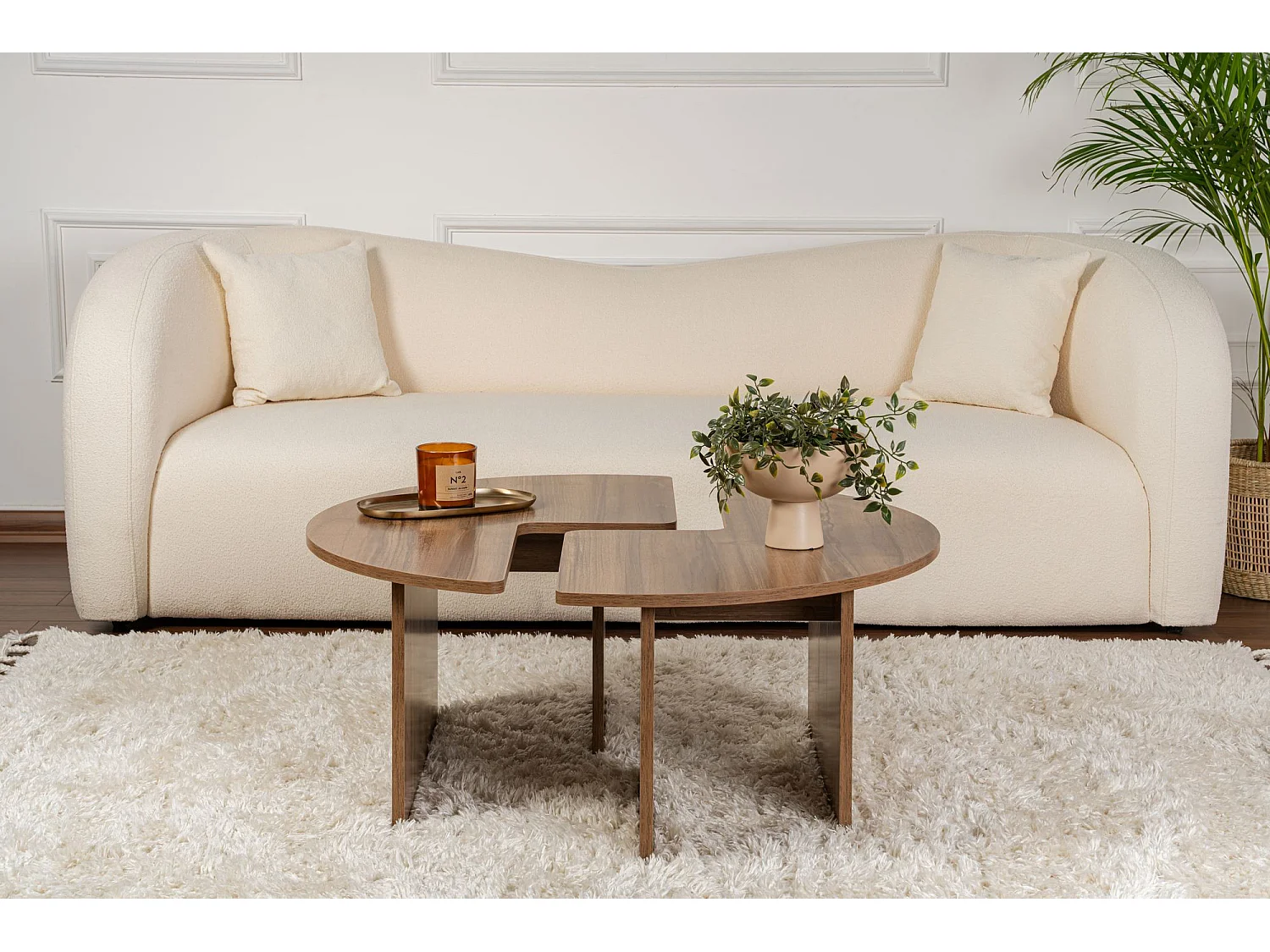 Table basse en bois "Moira" -  90 x 90 x 41 cm - Noyer