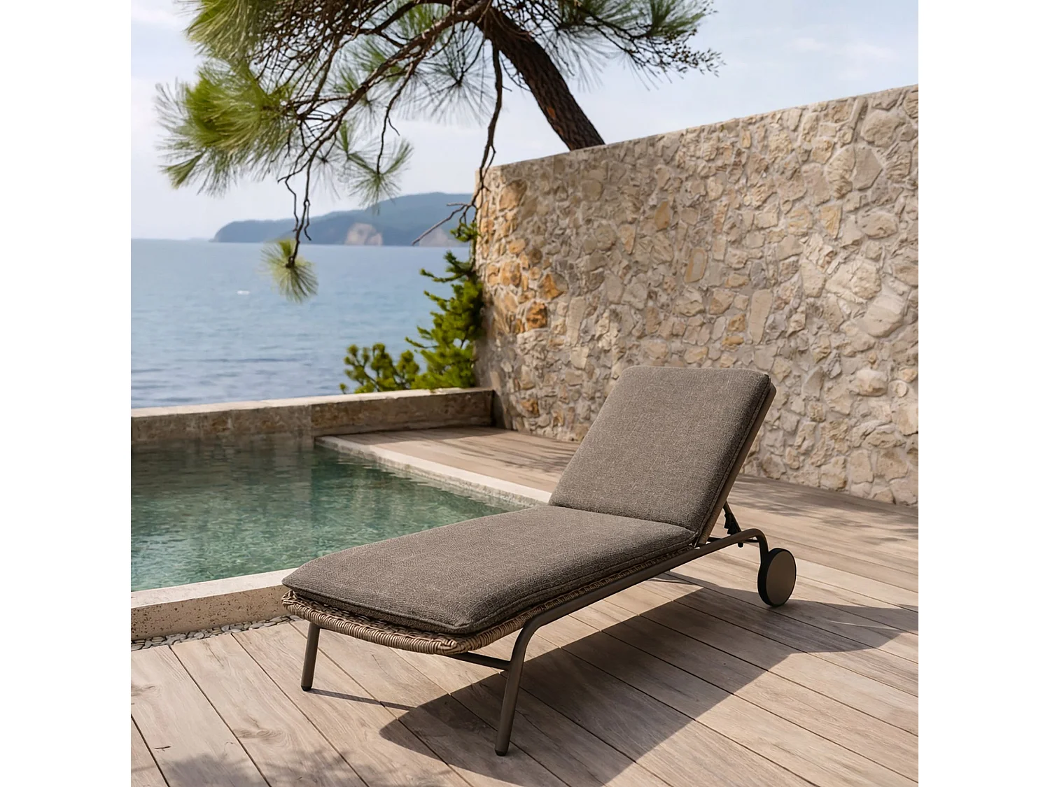 Now's Home - Lot 2 Chaises Longues A Roulette Aluminium Et Tissu Moka  Madrague