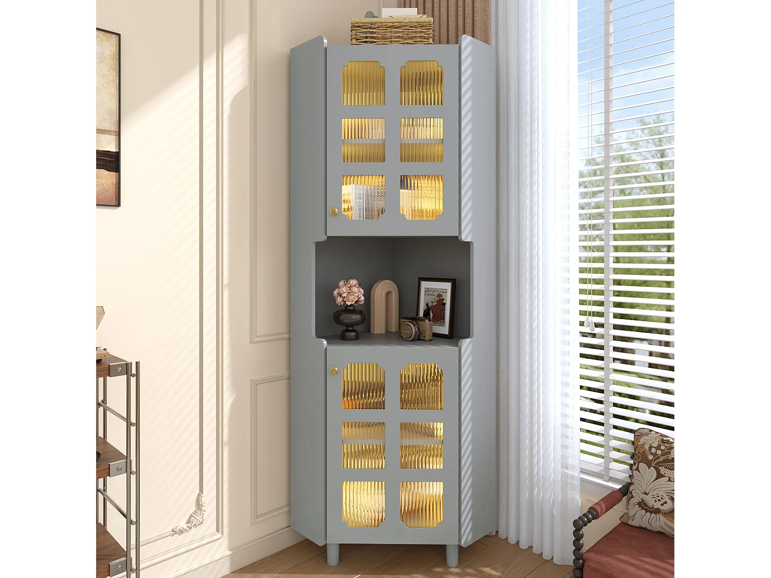 Lackierte Eckvitrine – 63,5 x 45 x 157,5 cm – mit LEDs, 2 Türen und Einlegeboden – MDF – grau