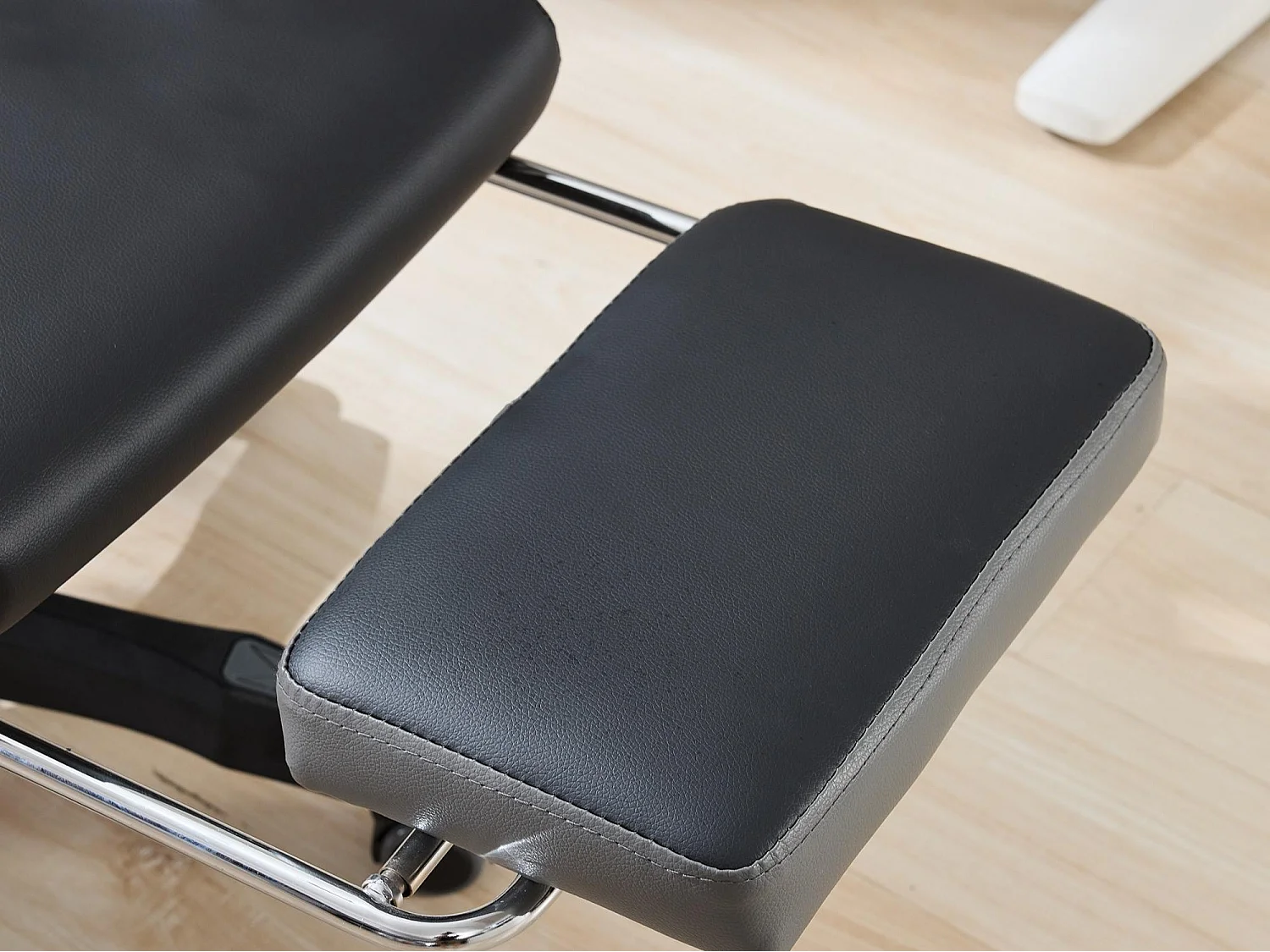 Chaise Gaming avec Massage Lombaire Réglable & Design Rennsport - Confort Ergonomique pour Bureau et Jeu