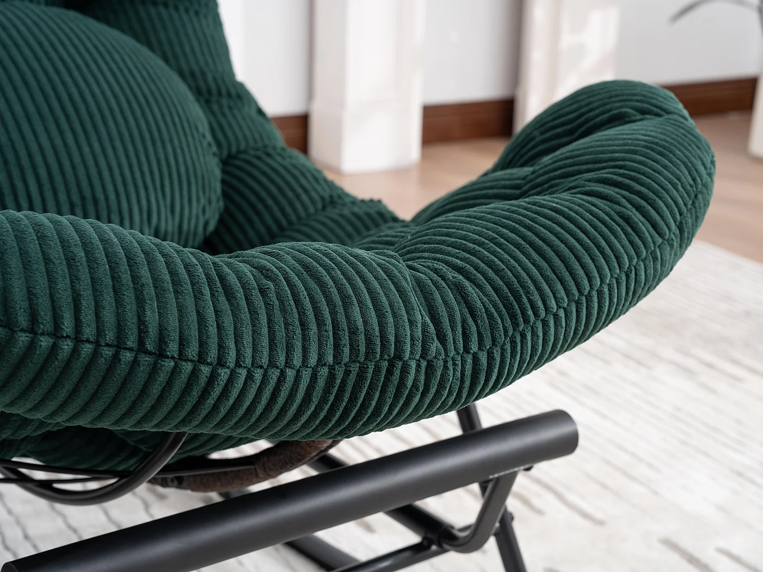Rockingstoel Cocon Pro met Uitschuifbare Voetensteun - Extra Breed Zitje met Gratis Kussen - 115kg - Voor Tuin, Terras en Woonkamer