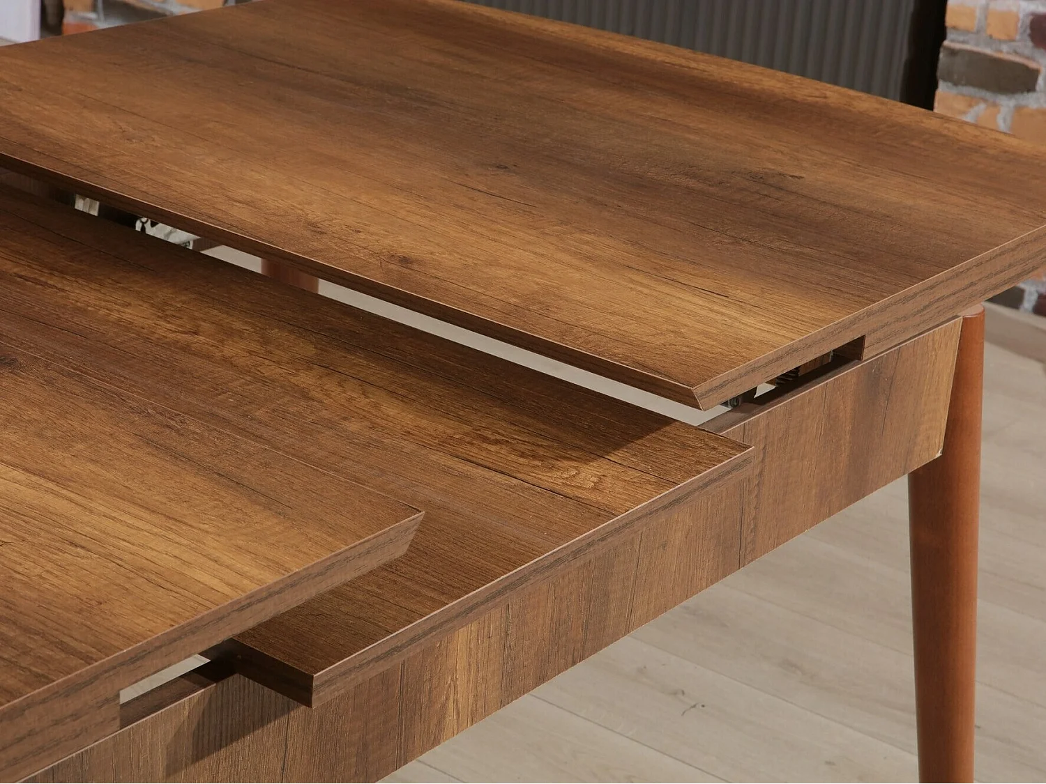 Table à Manger Extensible en bois "Barok" - 78 x 132 x 80 cm - Noyer