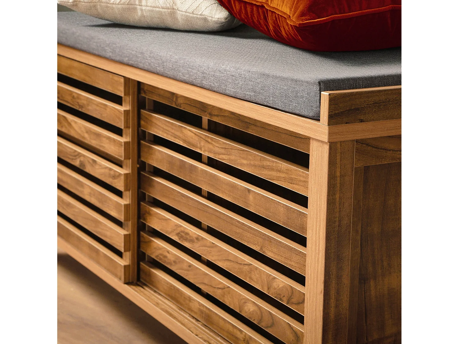 Banc à chaussures 2 portes coulissantes à lames ajourées L112 cm LIAM