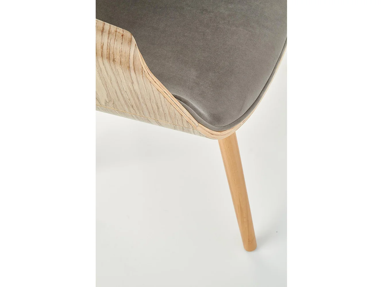 Chaise en bois/tissu 56 x 77 cm