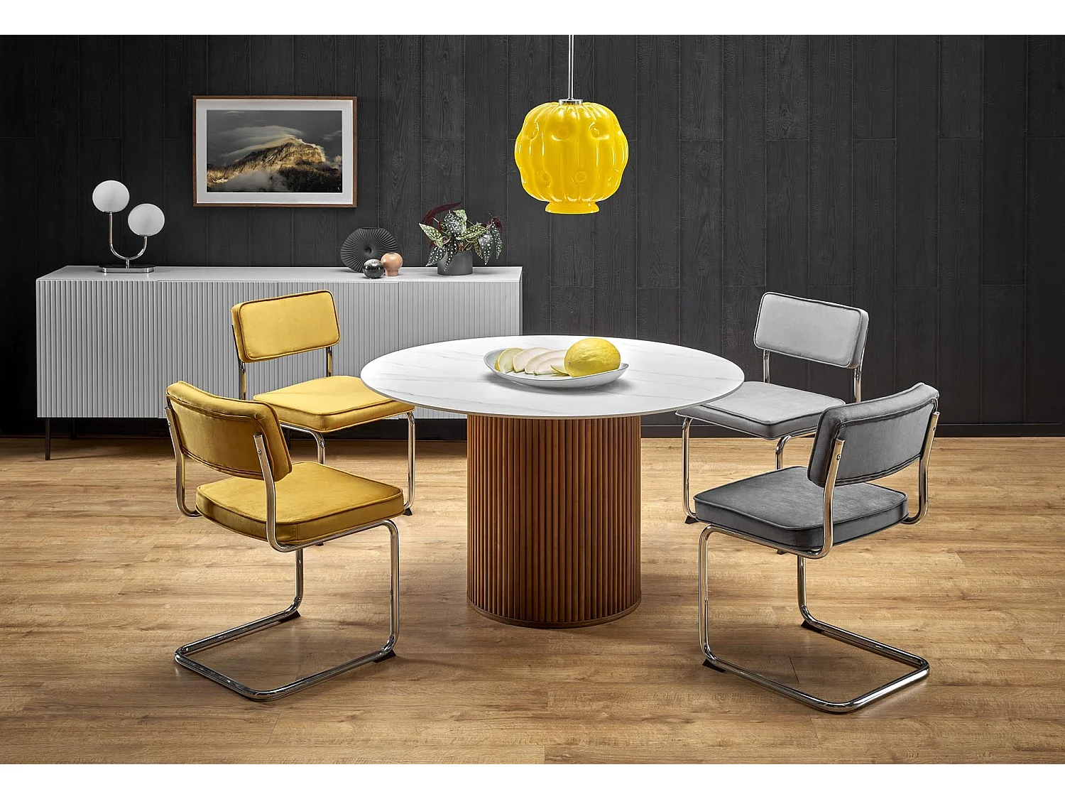 Table ronde en marbre pour 4 personnes 120x76 cm