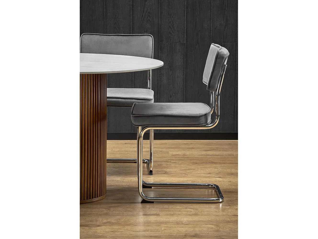 Table ronde en marbre pour 4 personnes 120x76 cm