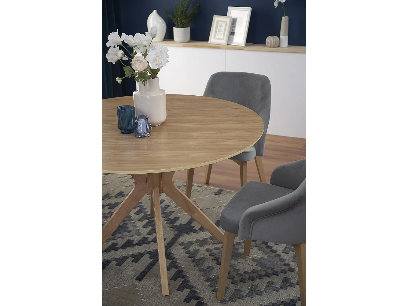 Table ronde en chêne pour 4 personnes 120x77 cm