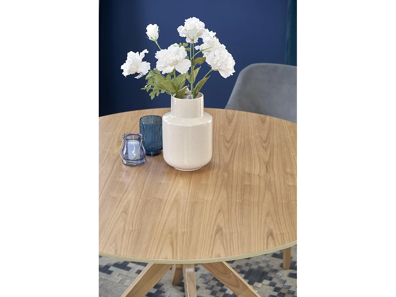 Table ronde en chêne pour 4 personnes 120x77 cm