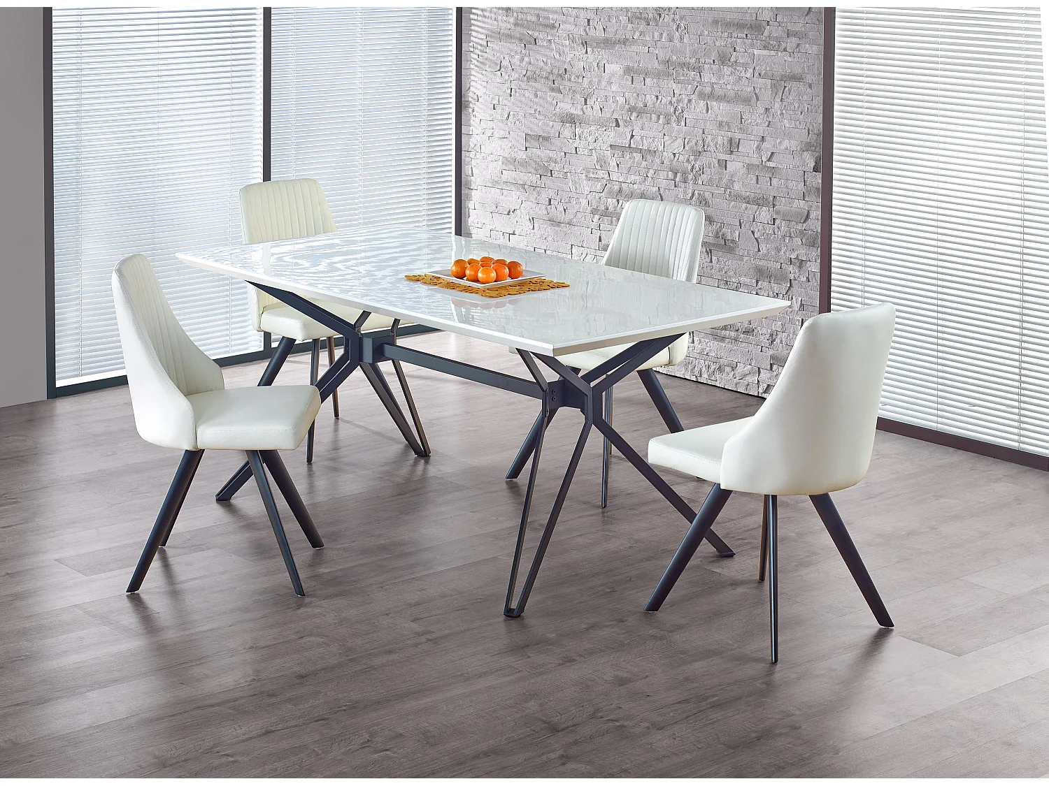 Table blanche pour 4/6 personnes 160x90 cm