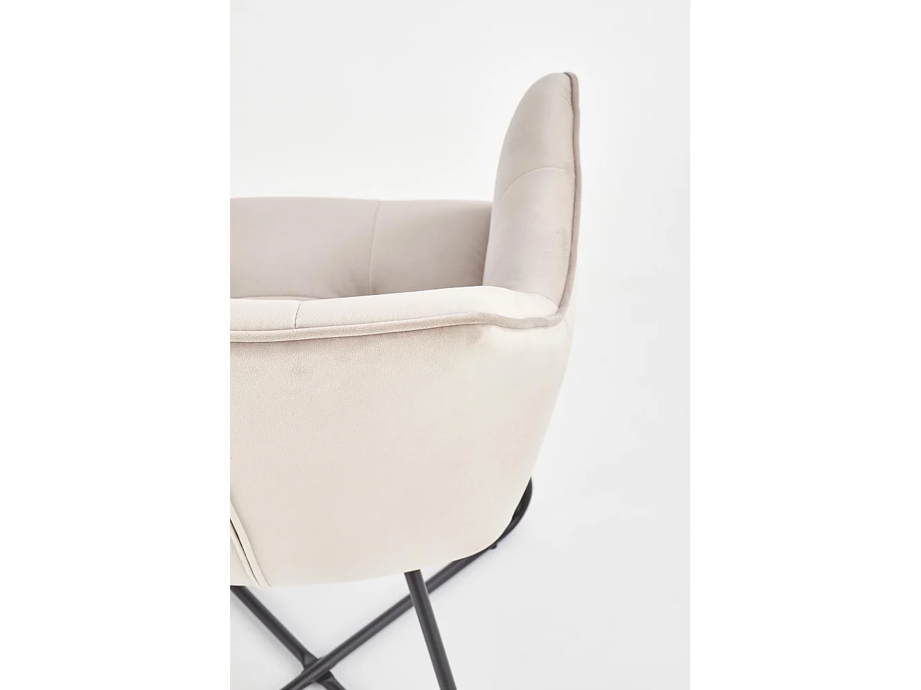 Cadeira de aço 60x81 cm