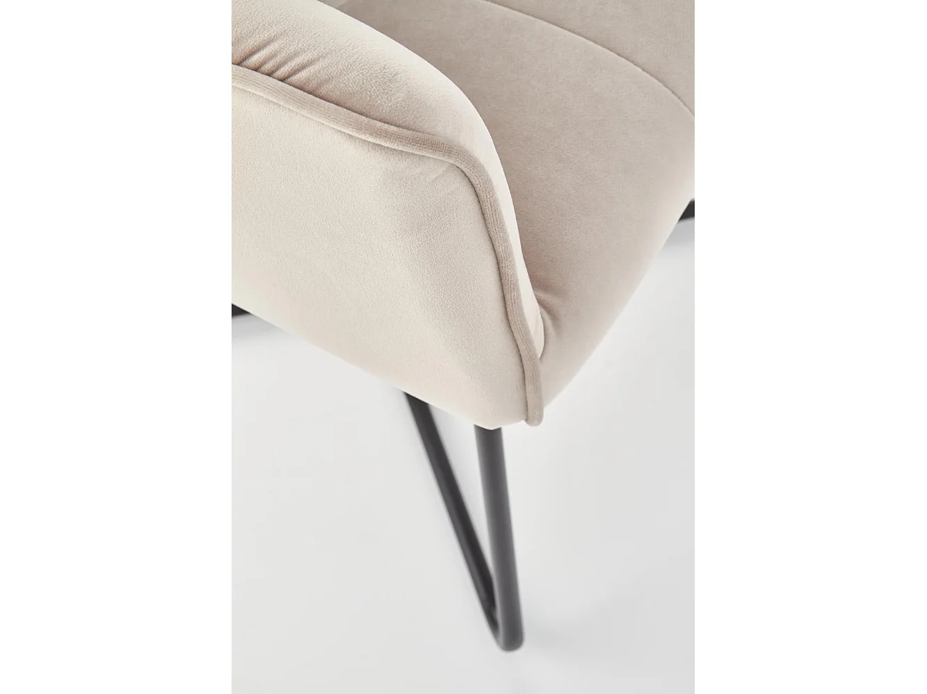 Cadeira de aço 60x81 cm