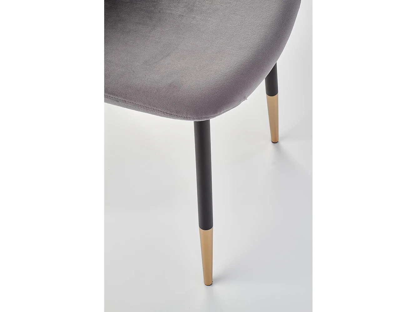 Chaise en acier 45x88 cm