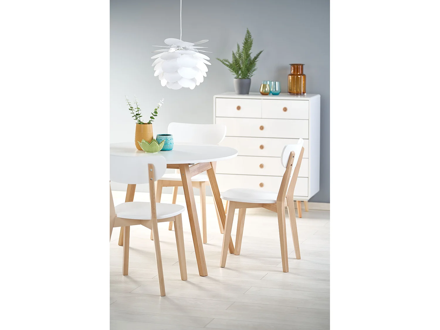 Table extensible pour 4/6 personnes 102/142x102 cm