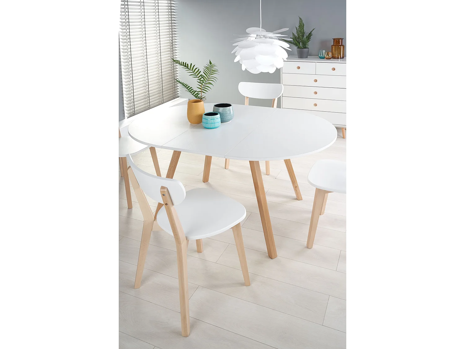 Table extensible pour 4/6 personnes 102/142x102 cm