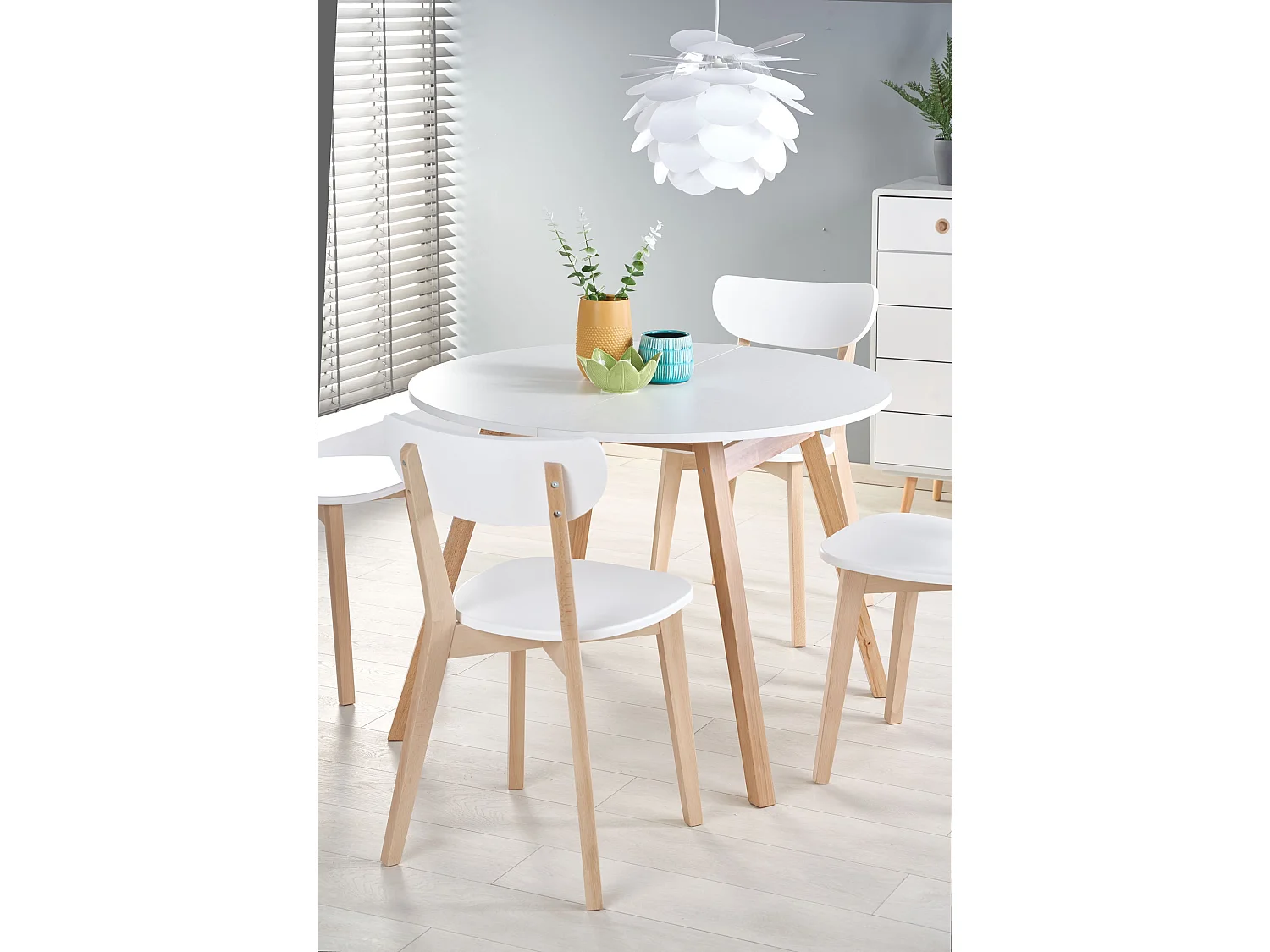 Table extensible pour 4/6 personnes 102/142x102 cm
