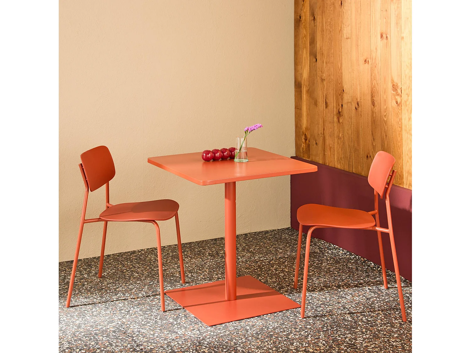 Table de jardin bistrot carré acier + 2 assises 70 cm terracotta - Orea + Liva