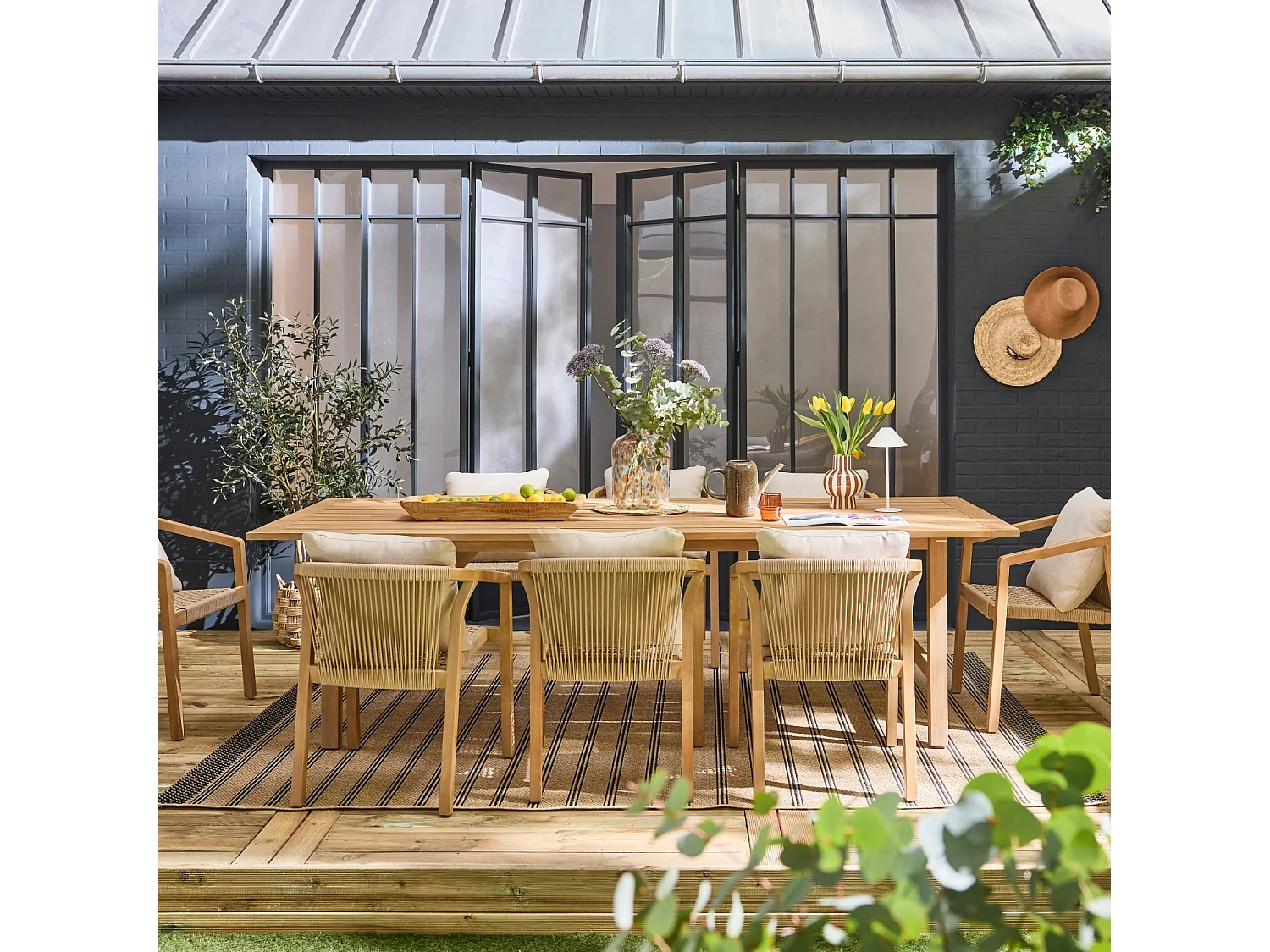 Tavolo da giardino in legno di eucalipto e corde 8 sedie, beige