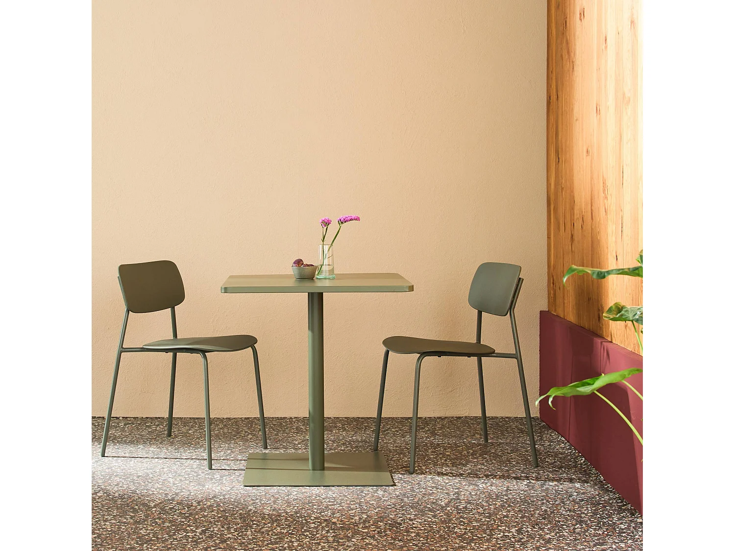 Table de jardin bistrot carré acier + 2 assises 70 cm kaki - Orea + Liva