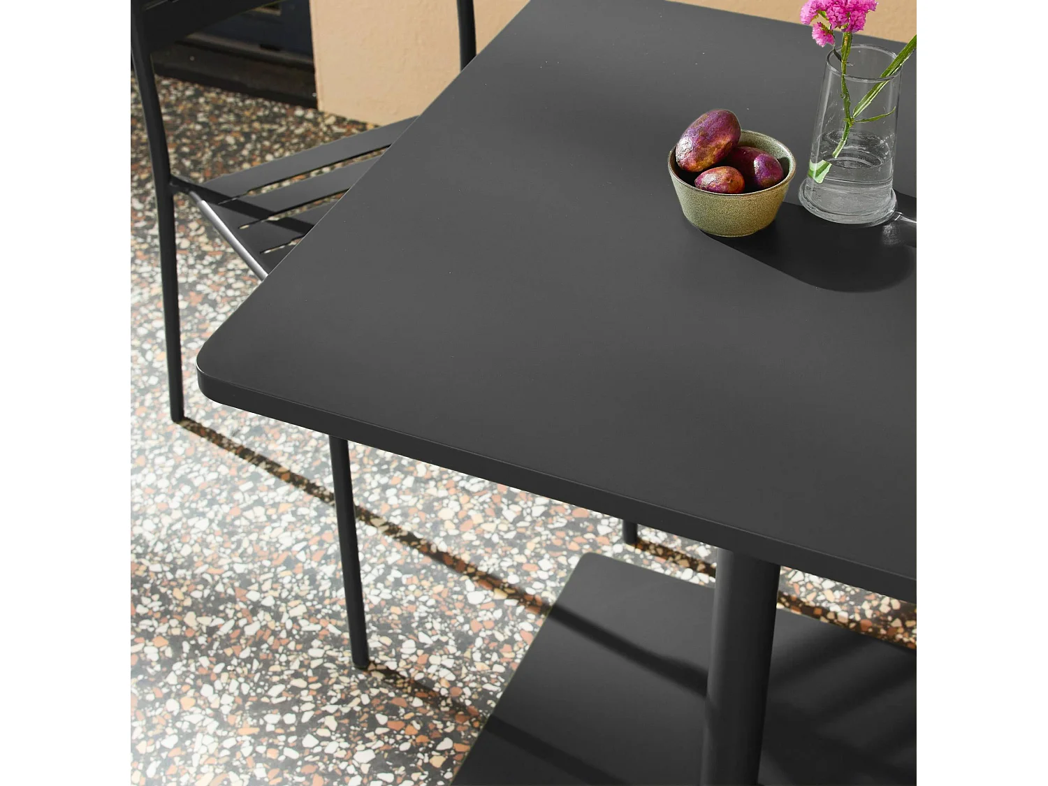 Table de jardin bistrot carré acier + 2 assises 70 cm anthracite - Orea + Amélia