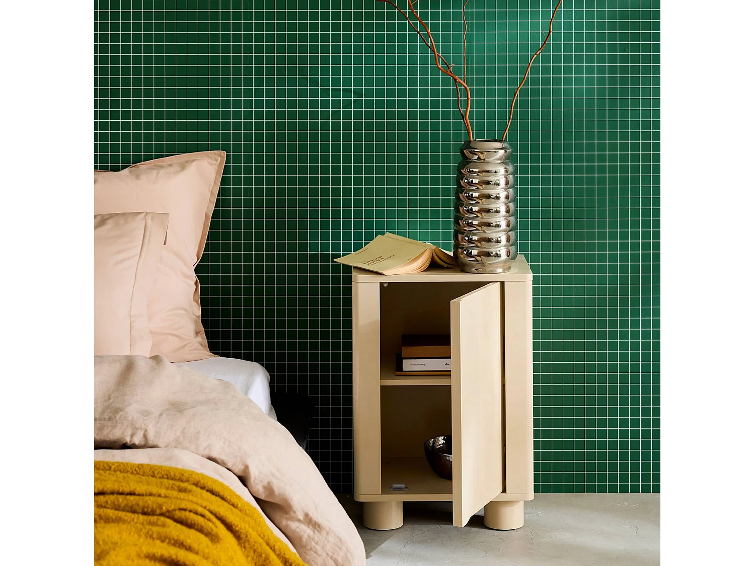 Lot de 2 tables de chevet décor bois beige 1 porte réversible Pondi