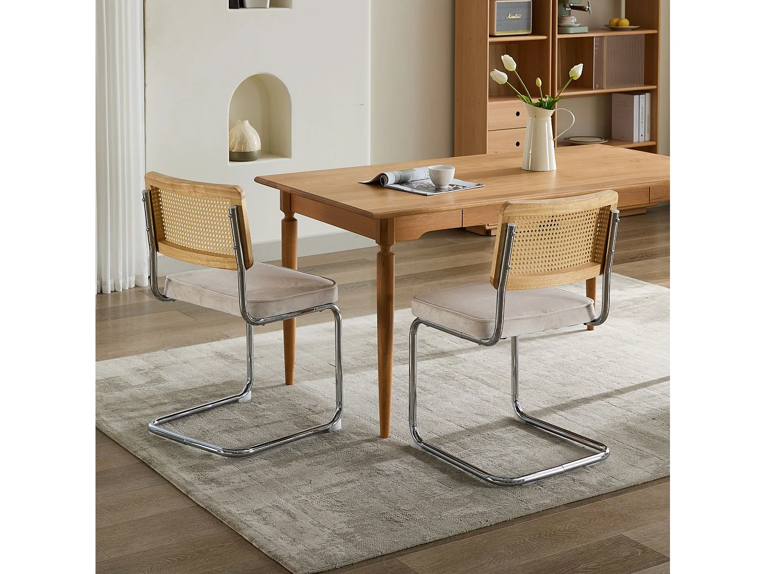 Chaise de salle à manger -  avec dossier en rotin tressé ton chêne et structure - métal beige