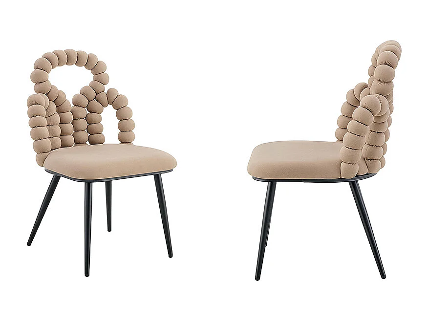 Fluwelen eetkamerstoelen (set van 2) met bolvormige rugleuning en kettingen, stevige poten van zwart metaal, camelkleurig