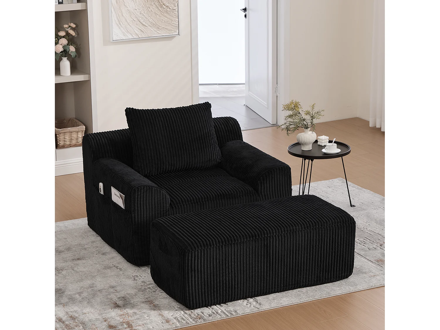 Fauteuil surdimensionné 147x110x67 cm, repose pieds inclus, poches latérales, mousse haute densité, velours côtelé noir