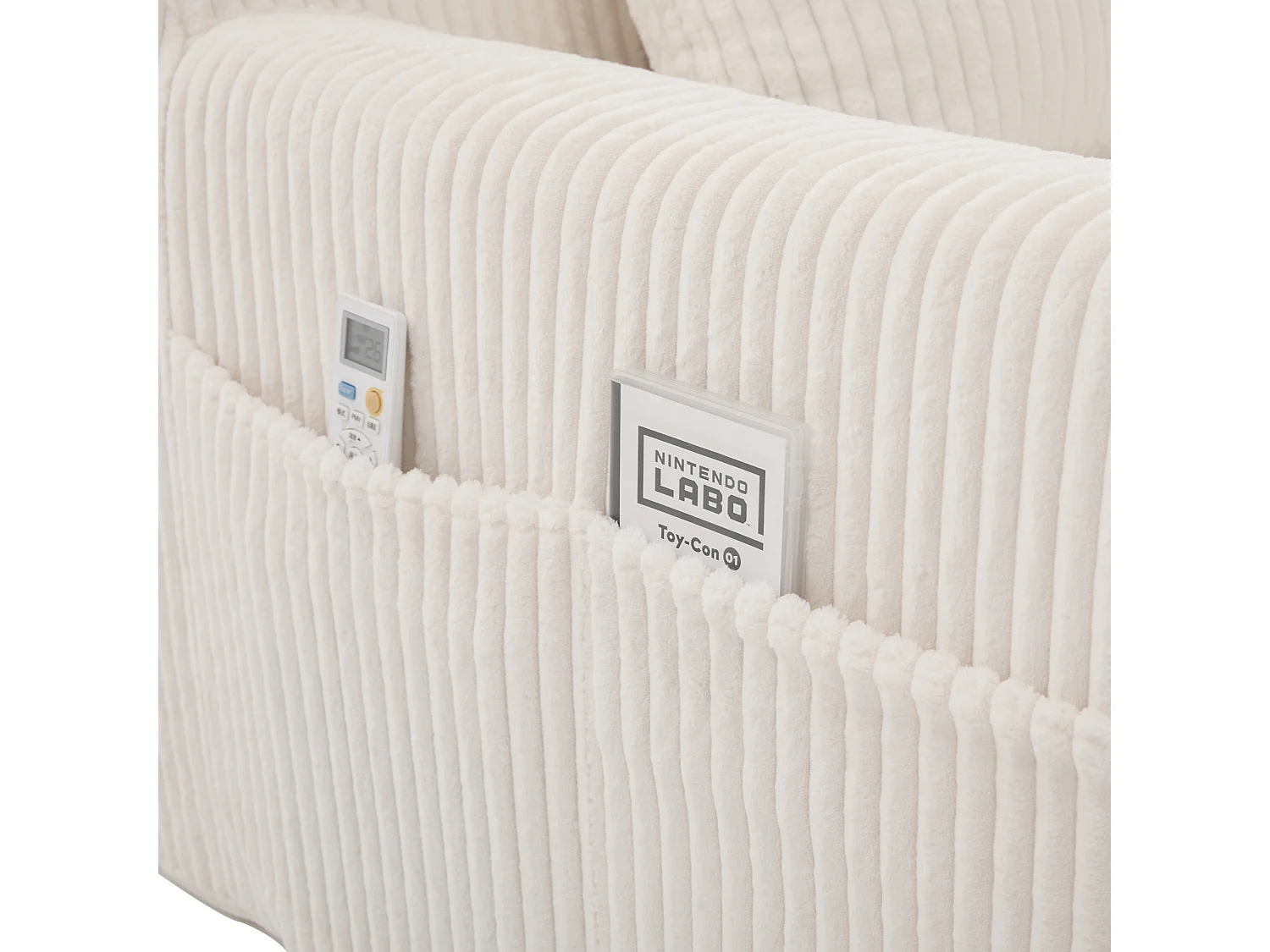 Bank 147x110x67cm Diepe zitting Ribfluweel Met voetensteun Beige