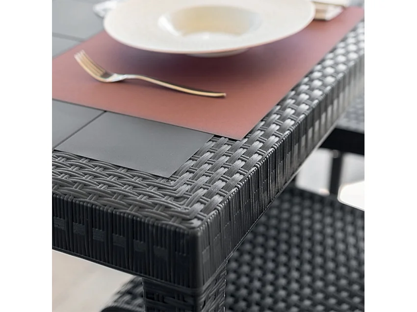 Gartentisch im Freien 150x90cm aus Rattan-Polypropylen Houston - Braun