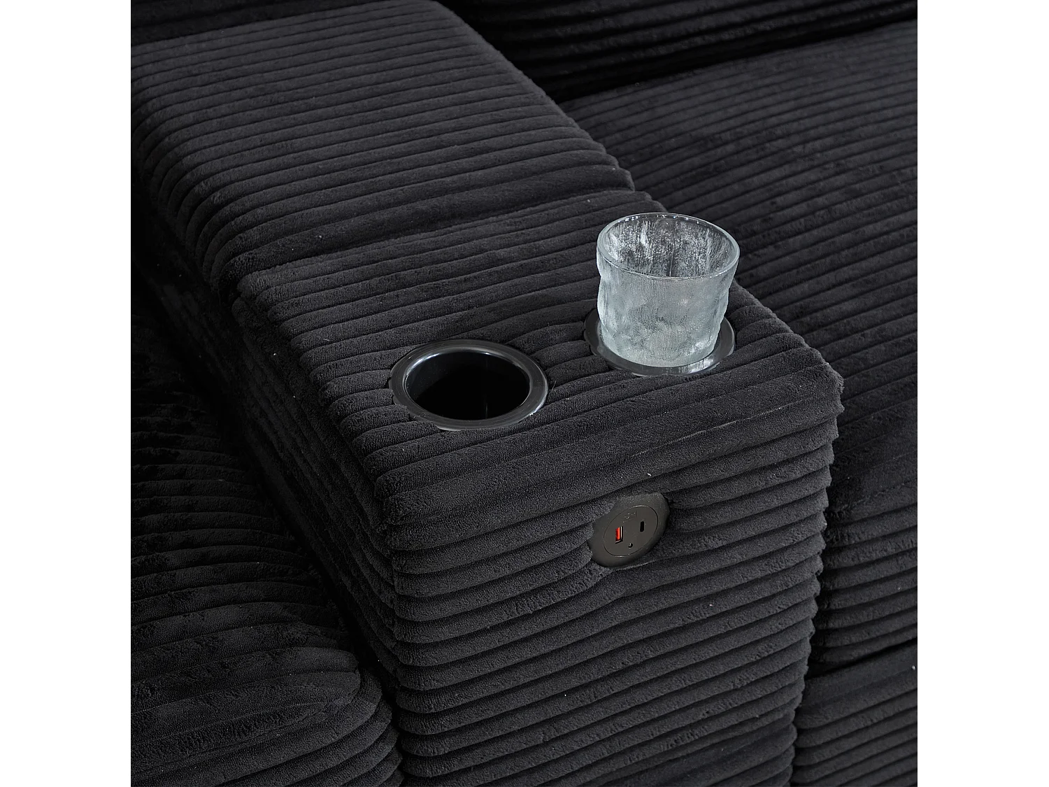 Canapé 266x136x82 cm, mousse à mémoire de forme, console centrale coulissante avec USB-C, velours côtelé noir