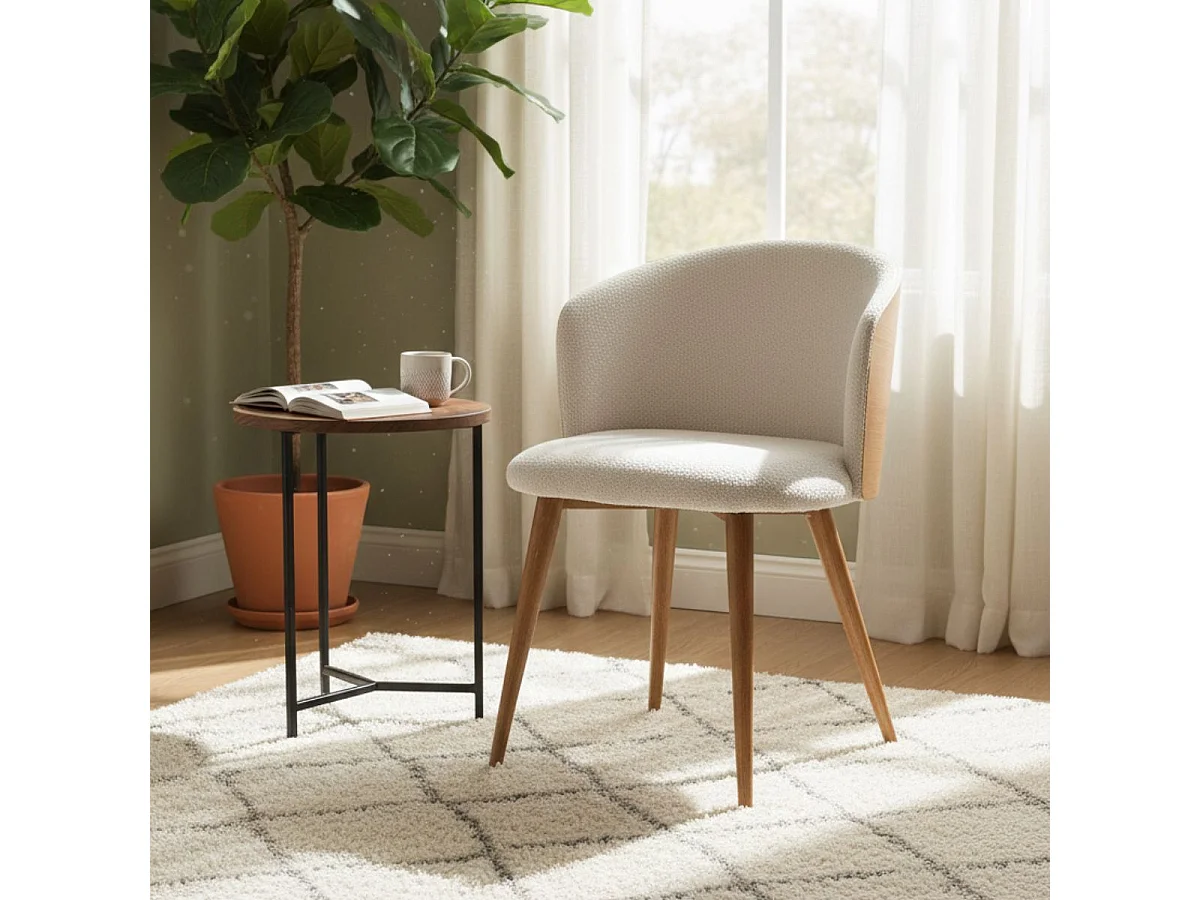 Lot de 2 chaises enveloppantes en tissu chenillé crème et dossier bois pieds métal noir - OLYA