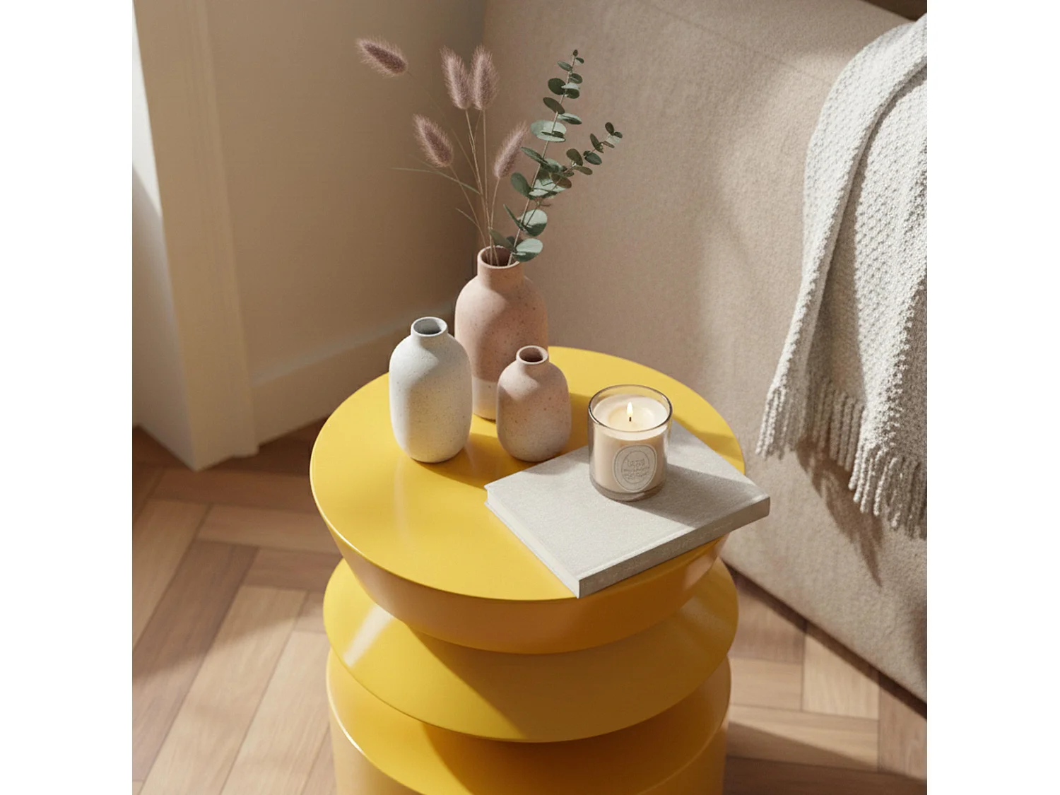 Table basse bout de canapé effet laqué jaune diam 40 cm