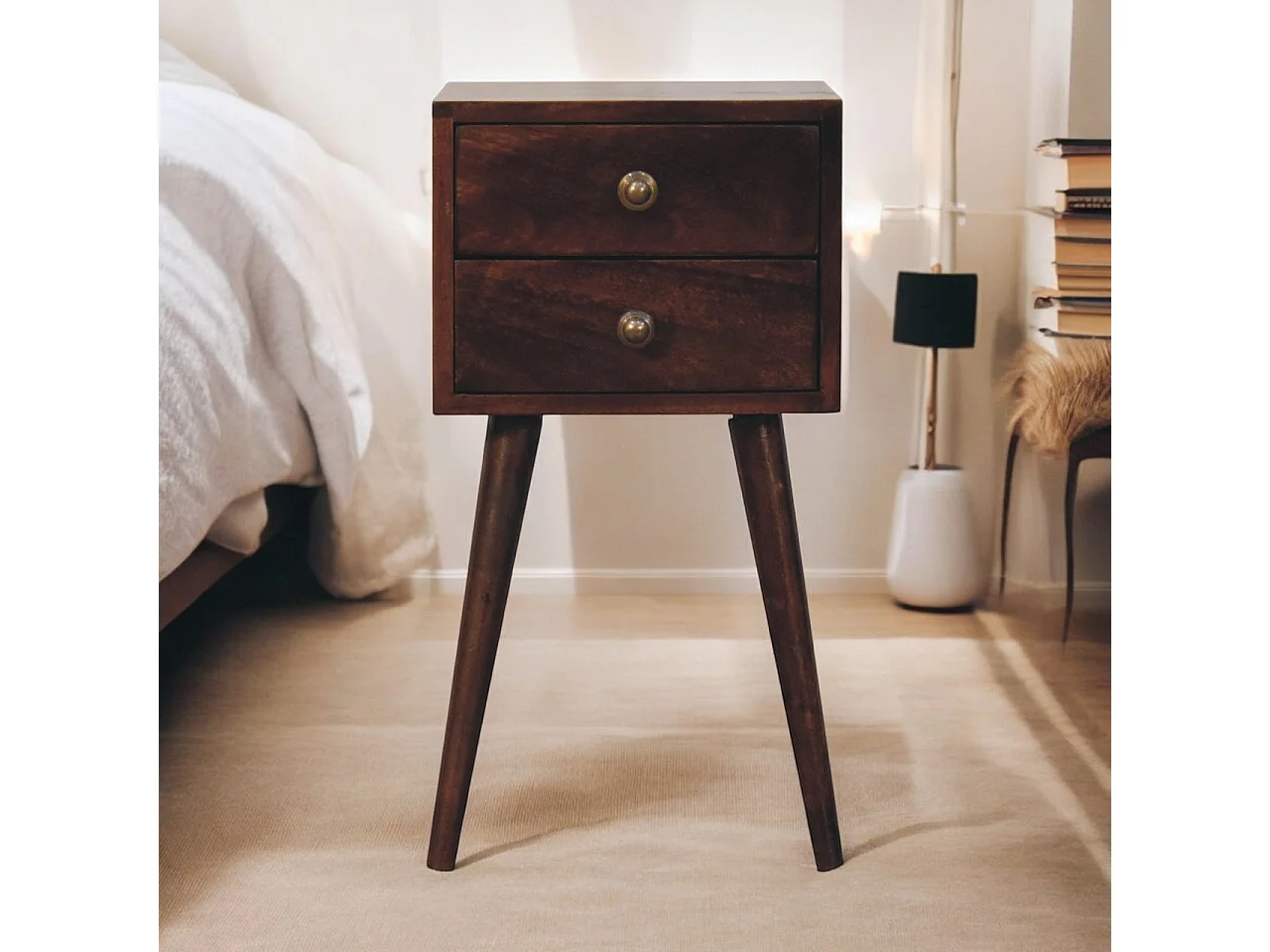 Artisan Furniture Mini table de chevet en bois massif de noyer californien, 2 tiroirs, brun foncé