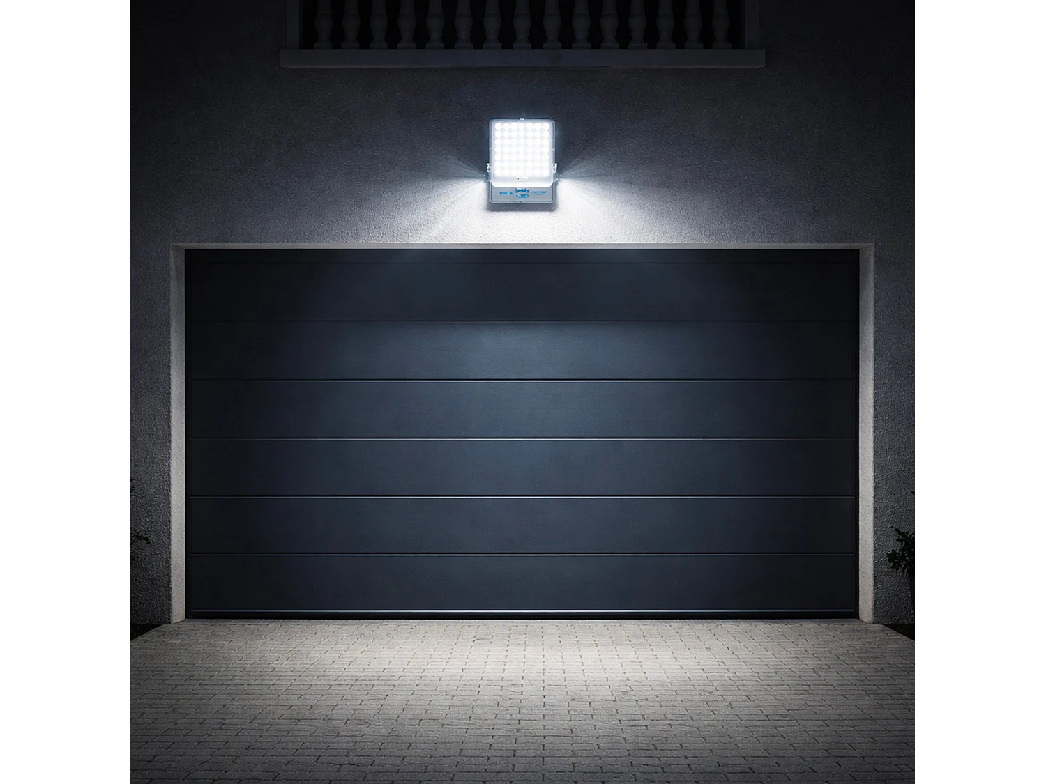 Projecteur solaire TITAN 1400LM