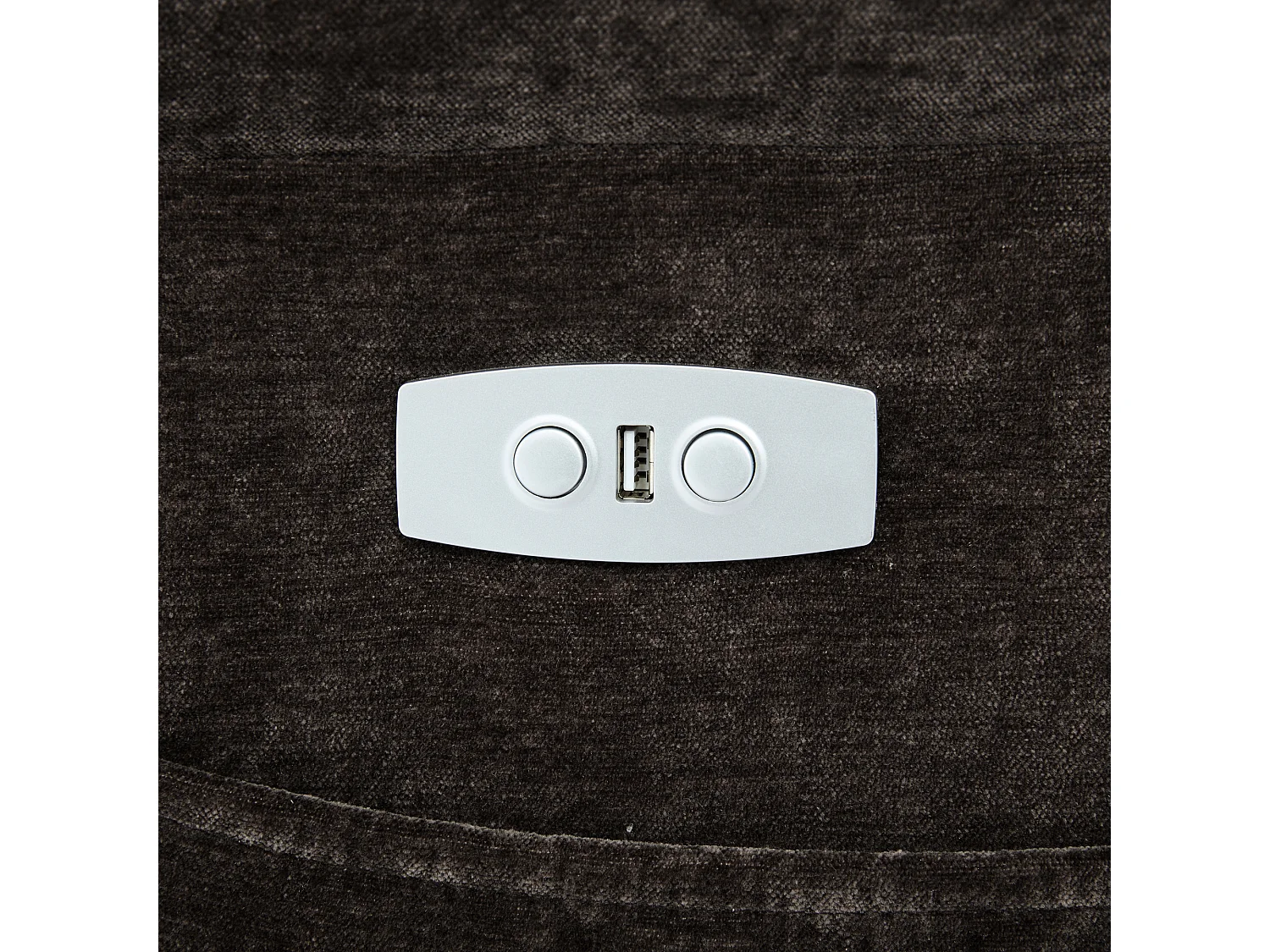 Fauteuil de massage électrique réglable 95x94x107cm - Fonctions massage et chauffage - Poches latérales - Porte-gobelets et ports USB - Marron