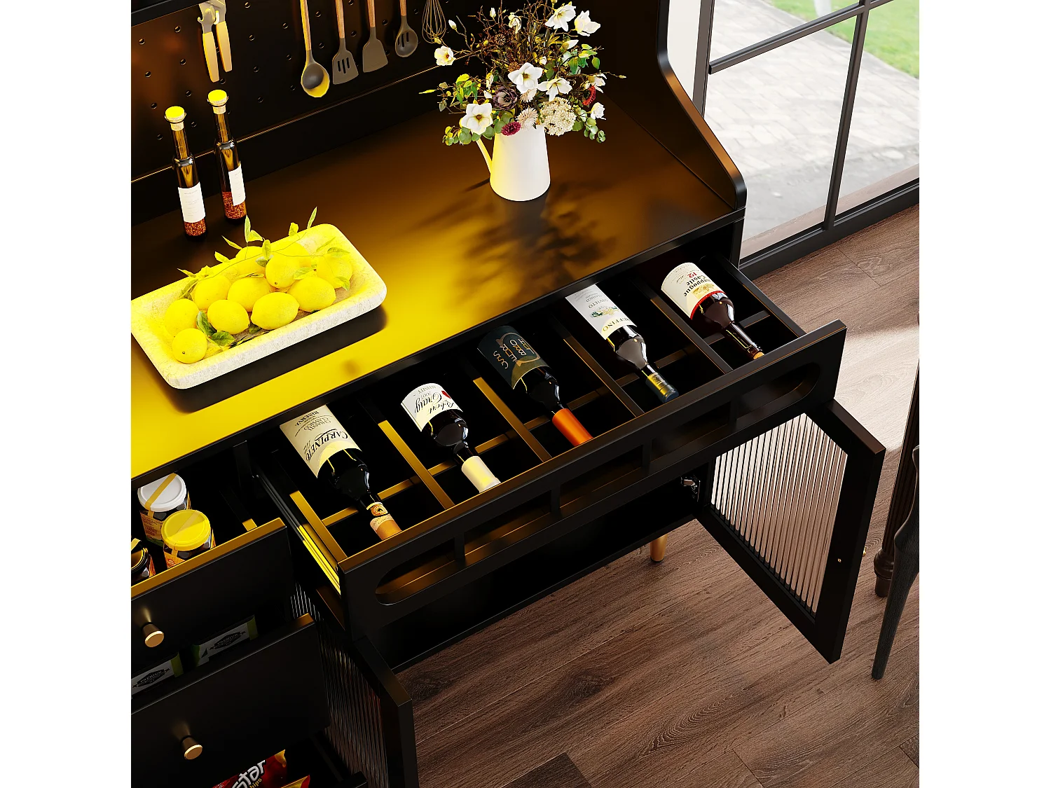 Kredens kuchenny 145x39x171 cm - z oświetleniem LED - 4 drzwi szklane - 3 szuflady - z panelem perforowanym - czarny