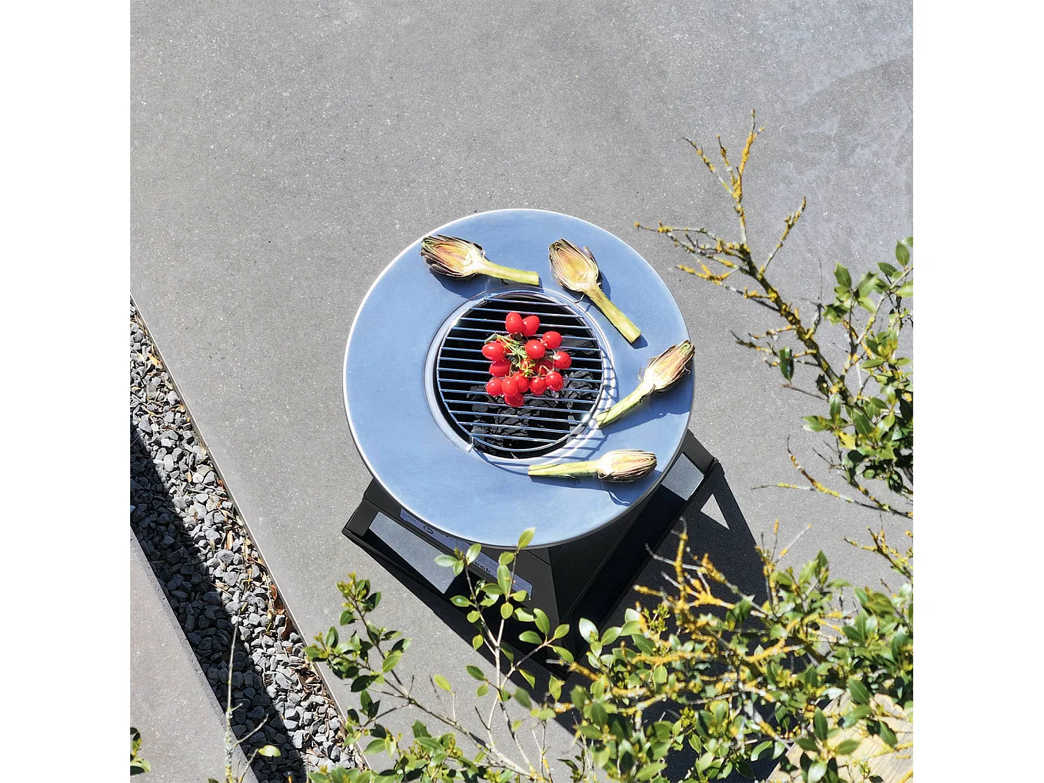 Brasero barbacoa  con espacio de almacenamiento,  ø59cm negro