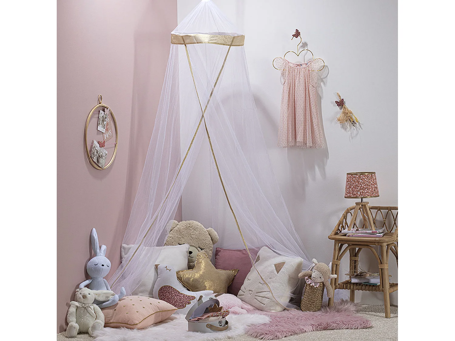 Coussin décoratif Ours en Fourrure beige  D 27 cm