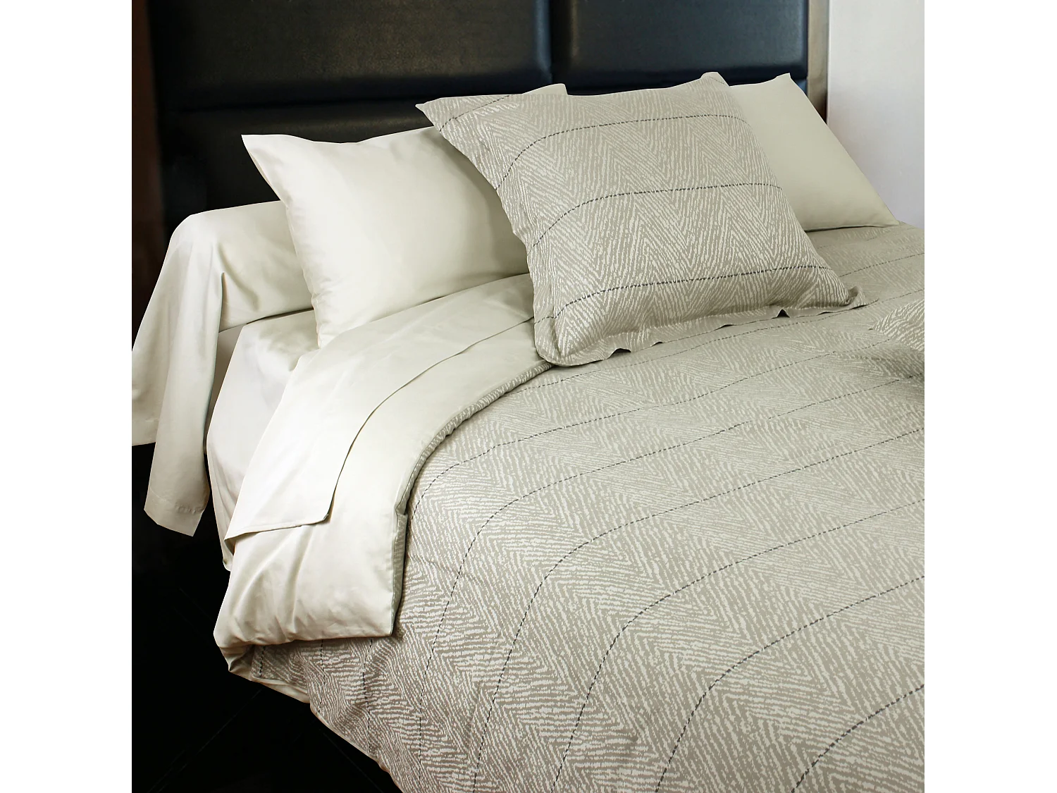 Parure de lit 240x220 cm Satin de coton ODEON Marron clair