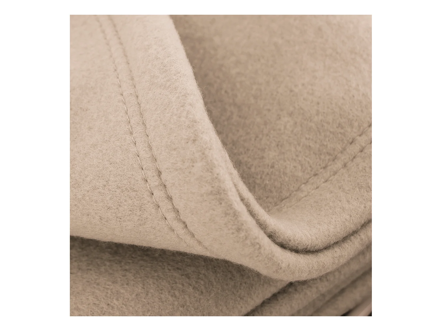 Couverture polaire 240x260 cm Isba Sable 100% Polyester 320 g/m2 traité non-feu